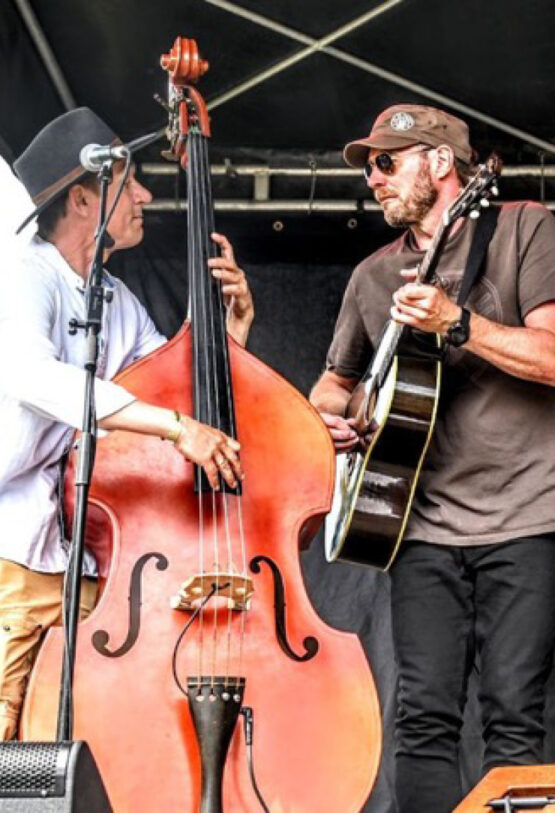 Henrik Johannessen & the Roots